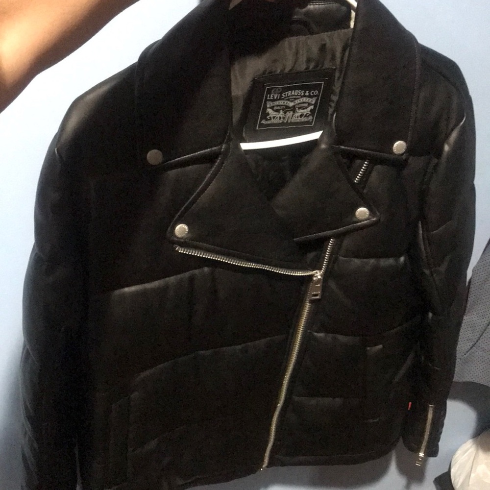 Levi’s Leather Jacket - Picture 2 of 8